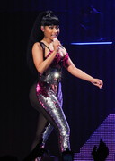 Nicki Minaj big butt concert