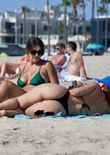 Francia Raisa bikini ass