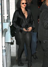 Rihanna thick in black