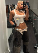 Qimmah Russo shows off her curvy butt in selfies